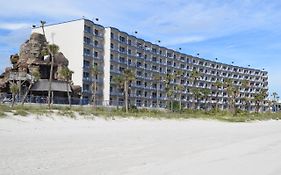 Days Inn By Wyndham Panama City Beach/Ocean Front