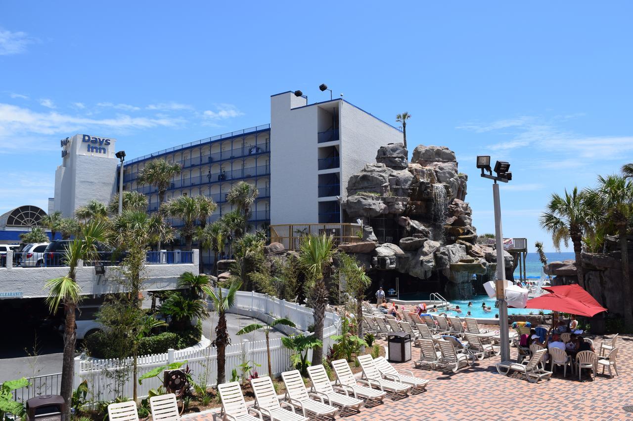 Days Inn By Wyndham Panama City Beach/Ocean Front Exterior photo